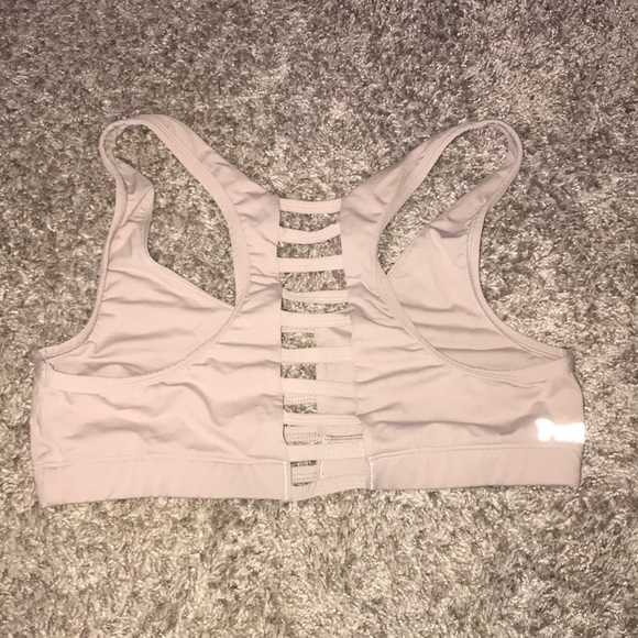 Victoria’s Secret PINK Ultimate Sports Bra - Picture 2 of 3